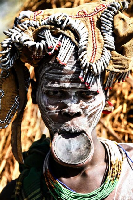 In the heart of the Omo valley tribes by Benjamin Angel – Dodho